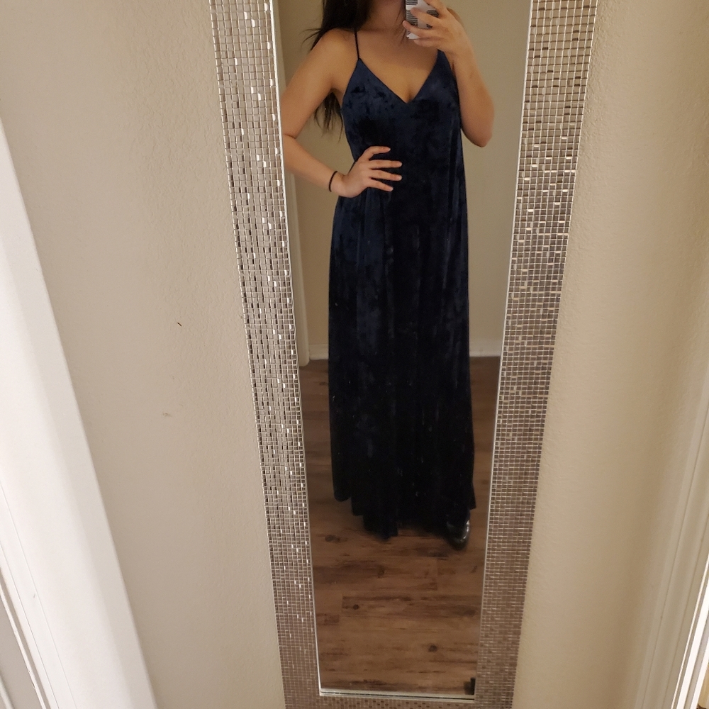 Nicole miller blue velvet dress